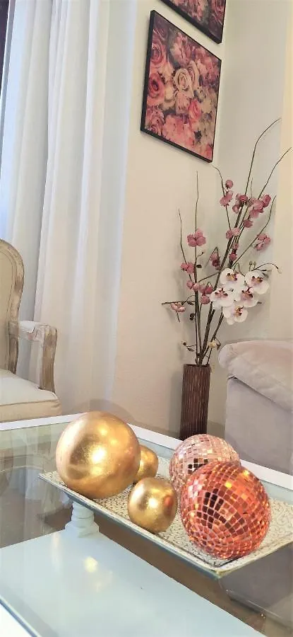 Deyanira New Suite Madrid Airport