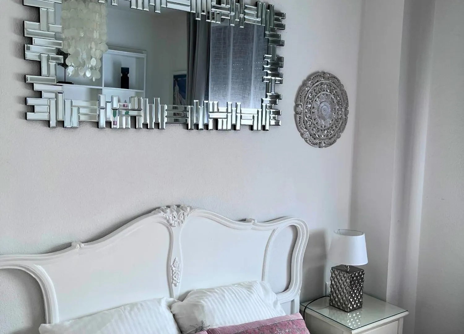 Deyanira New Suite Madrid Airport Apartment